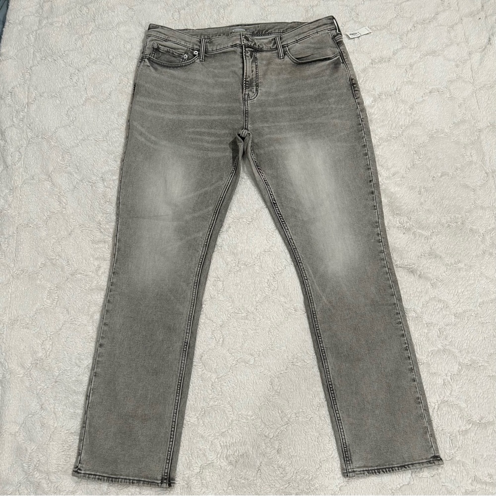 NWT Old Navy Gray Slim Built-In Tough 24/7 Jeans 40x32